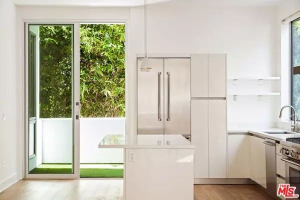 West Hollywood, CA 90048,616 N Croft Avenue #6