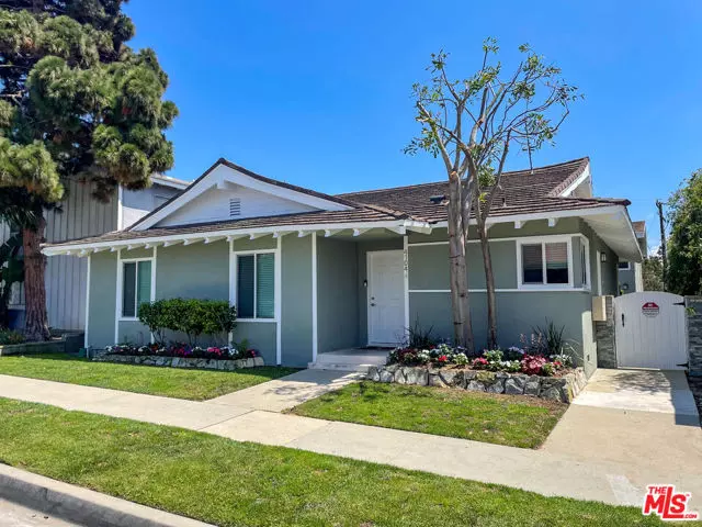 Torrance, CA 90503,4104 Emerald Street
