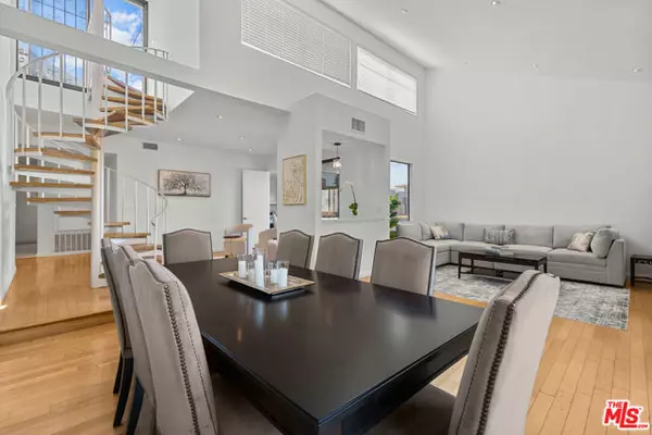 1506 S Bentley Avenue #PH 7, Los Angeles, CA 90025