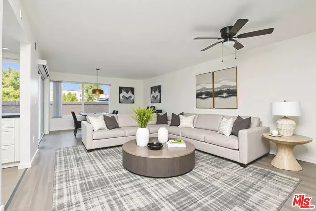 Northridge (los Angeles), CA 91324,18524 Mayall Street #D