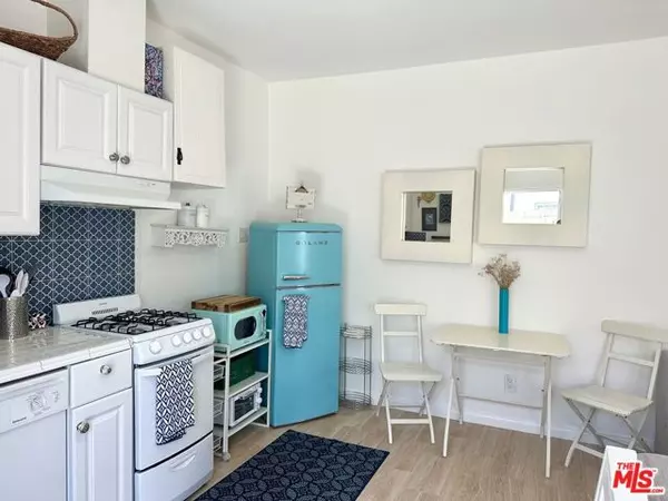 Los Angeles, CA 90019,1210 S Stanley Avenue