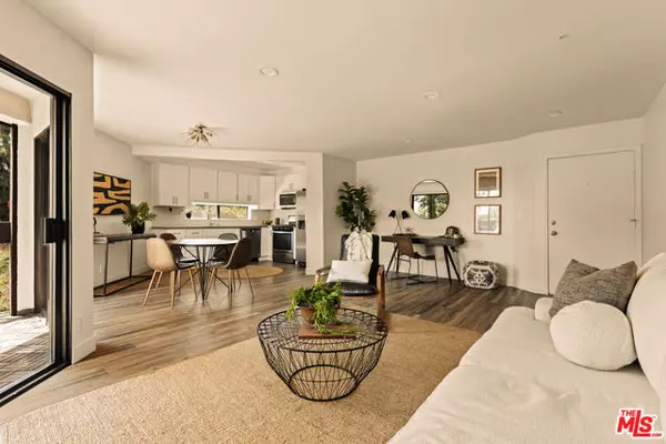 950 N Kings Road #307, West Hollywood, CA 90069