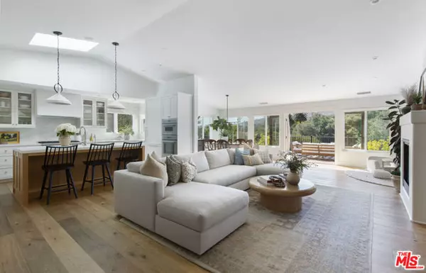 Montecito, CA 93108,715 Circle Drive