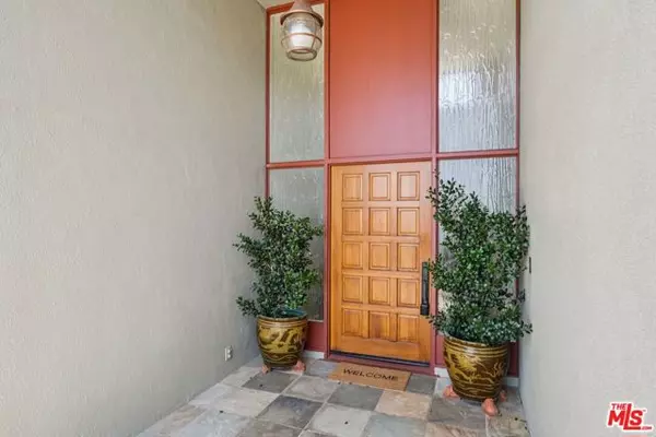 Malibu, CA 90265,3543 Shoreheights Drive