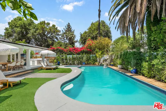 5614 Ponce Avenue, Woodland Hills (los Angeles), CA 91367
