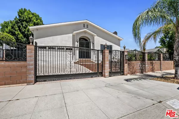 North Hollywood (los Angeles), CA 91606,12643 Archwood Street