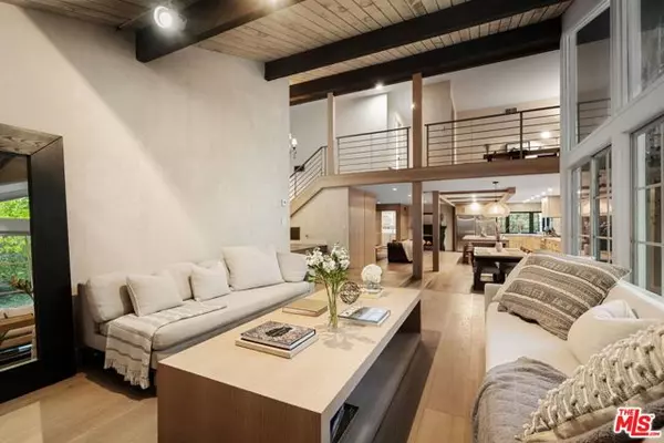 Woodland Hills (los Angeles), CA 91367,5320 Orrville Avenue