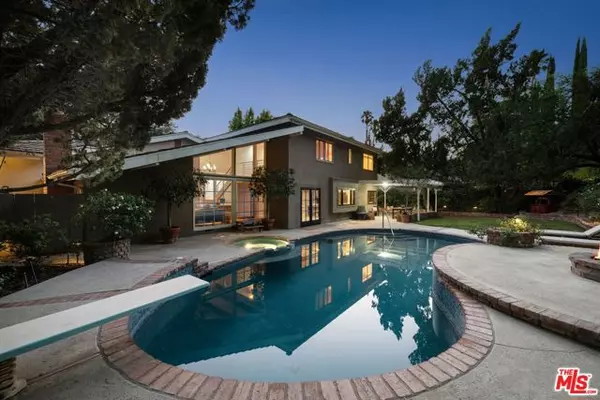 5320 Orrville Avenue, Woodland Hills (los Angeles), CA 91367