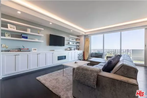 West Hollywood, CA 90069,818 N Doheny Drive #908
