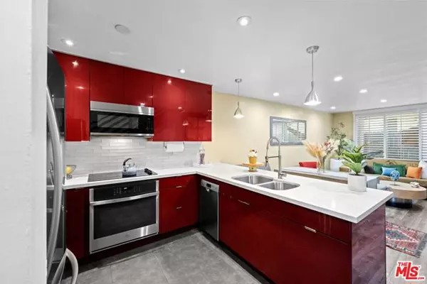 Culver City, CA 90230,5951 Canterbury Drive #20