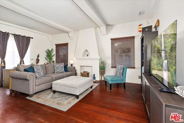 Los Angeles, CA 90044,1309 W 82nd Street