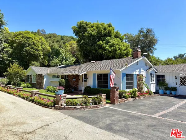 Los Angeles, CA 90049,1754 Mandeville Canyon Road