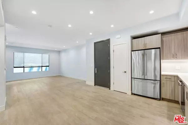 Los Angeles, CA 90035,5955 Saturn Street #103