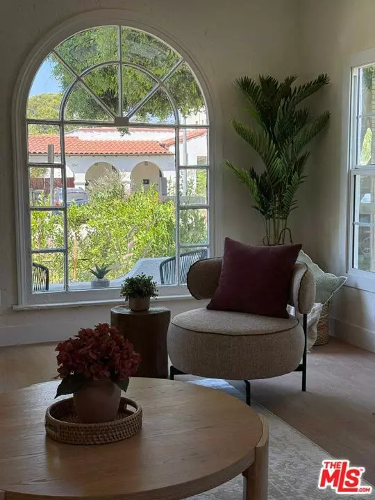 Los Angeles, CA 90016,2838 Potomac Avenue