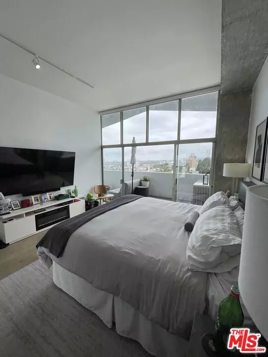 West Hollywood, CA 90069,1155 N La Cienega Boulevard #PH5