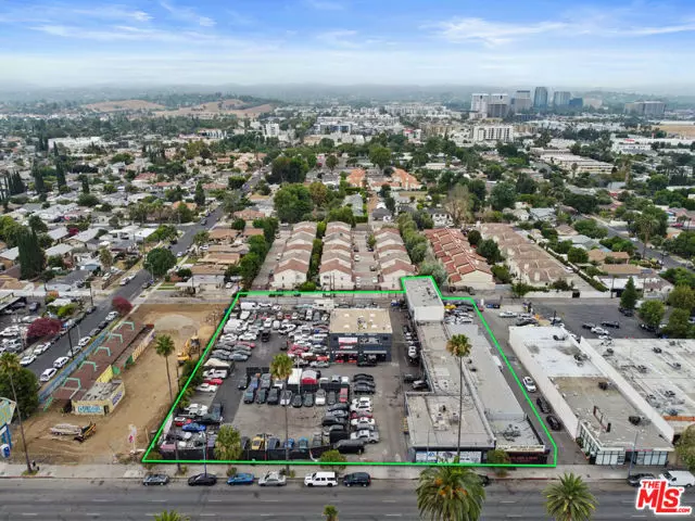 Canoga Park (los Angeles), CA 91303,21012 Sherman Way