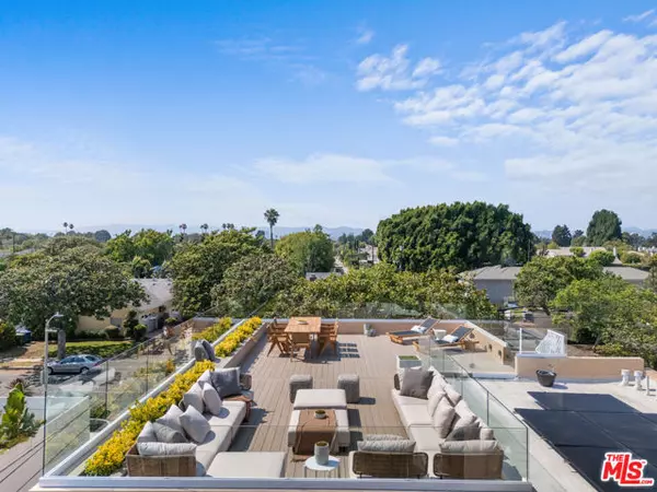 Los Angeles, CA 90066,11622 Charnock Road