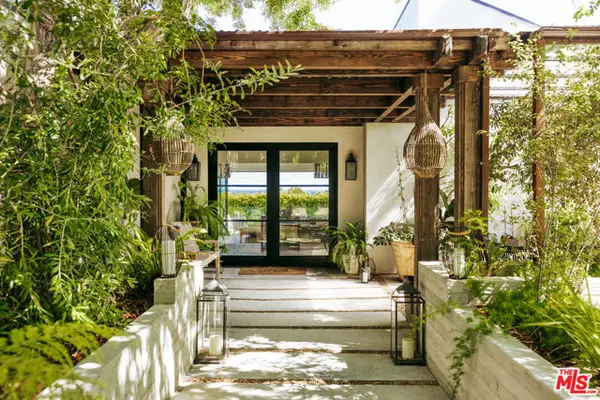 Malibu, CA 90265,27860 Winding Way