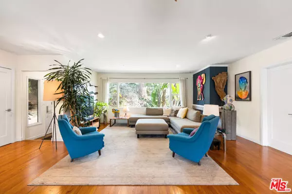 Los Angeles, CA 90046,2316 Laurelmont Place