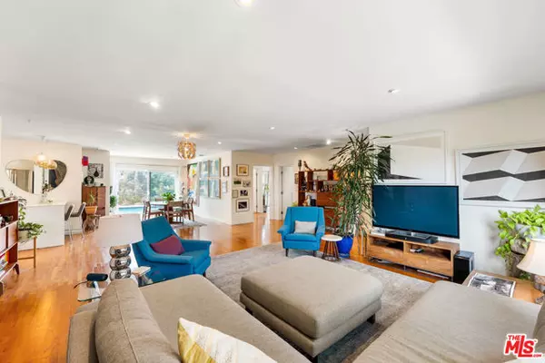 Los Angeles, CA 90046,2316 Laurelmont Place