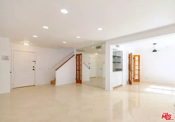 Studio City (los Angeles), CA 91604,13030 Valleyheart Drive #122