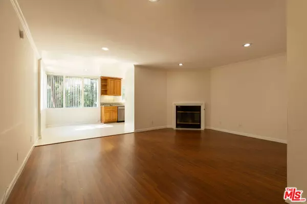 1233 BARRY Avenue #105, Los Angeles, CA 90025