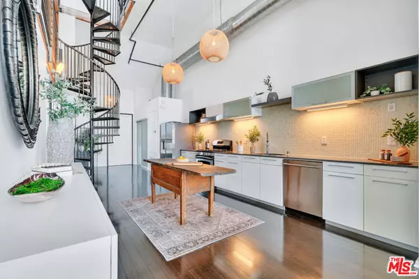 Marina Del Rey, CA 90292,4115 Glencoe Avenue #406