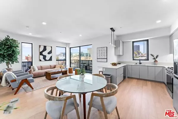 Los Angeles, CA 90006,904 S New Hampshire Avenue #510