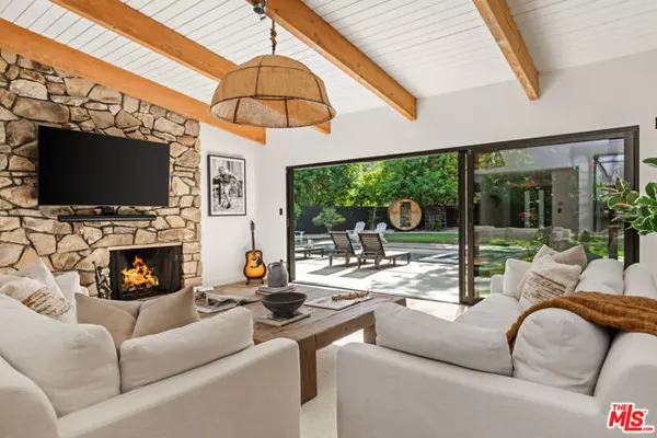 Woodland Hills (los Angeles), CA 91367,5831 Elba Place
