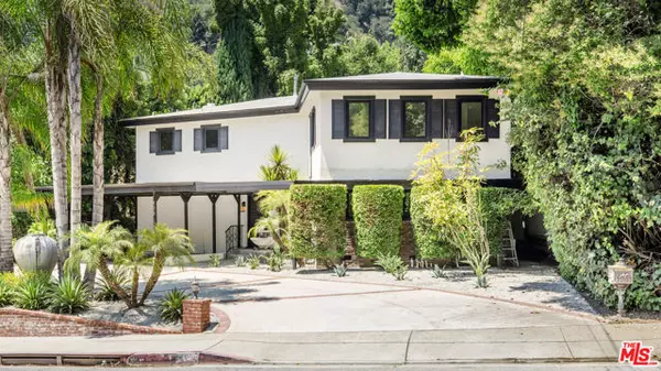 Beverly Hills, CA 90210,1805 Coldwater Canyon Drive