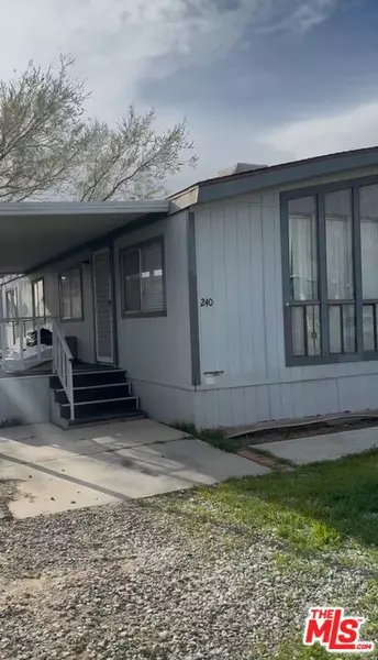 1301 E Avenue I #240, Lancaster, CA 93535