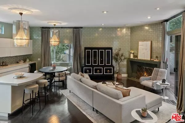 Los Angeles, CA 90046,2180 Laurel Canyon Boulevard