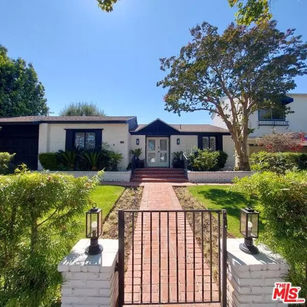 Beverly Hills, CA 90212,341 S Rodeo Drive