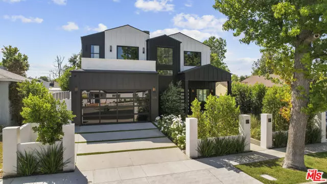 5741 Newcastle Avenue, Encino (los Angeles), CA 91316