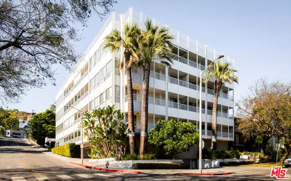 West Hollywood, CA 90069,1400 N Sweetzer Avenue #106