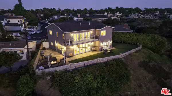 6537 Hedding Street, Los Angeles, CA 90045