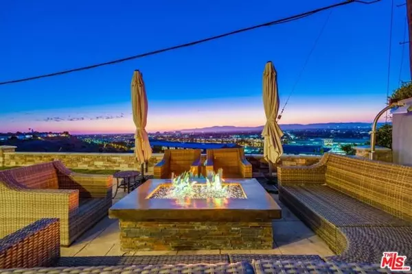 6537 Hedding Street, Los Angeles, CA 90045