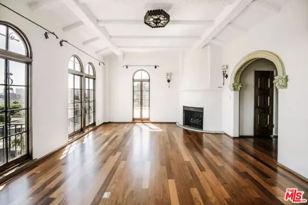 West Hollywood, CA 90046,1302 Sweetzer Avenue #601