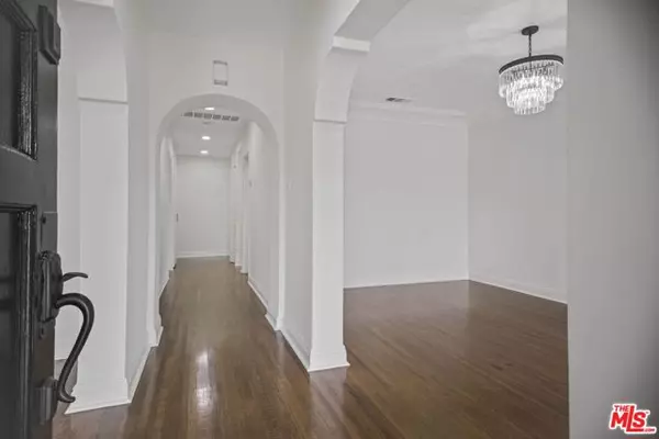 Los Angeles, CA 90019,1148 S Stanley Avenue