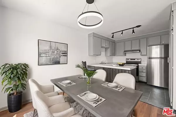 Van Nuys (los Angeles), CA 91405,15015 Sherman Way #316