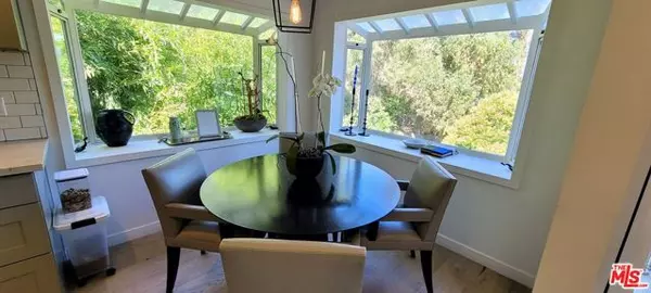 Studio City (los Angeles), CA 91604,11353 Brill Drive