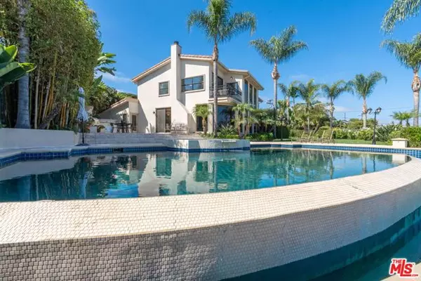 Rancho Palos Verdes, CA 90275,6 Toprail Lane