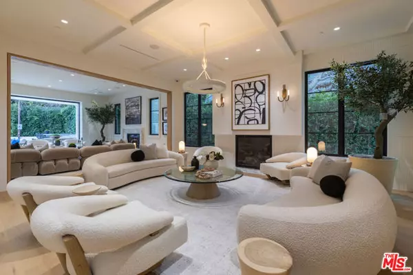 Los Angeles, CA 90049,415 N Cliffwood Avenue