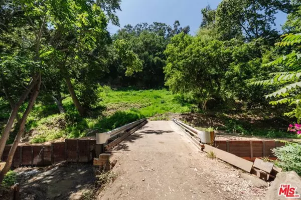 641 Hightree Road, Santa Monica, CA 90402