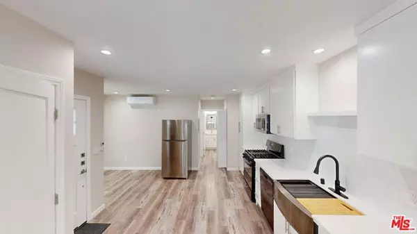 2811 W 46th, Los Angeles, CA 90043