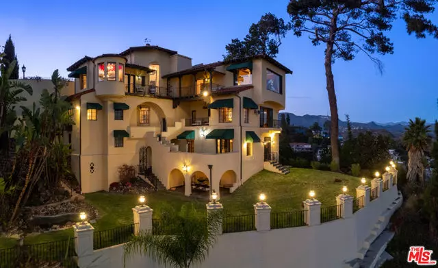 Los Angeles, CA 90068,2200 Maravilla Drive