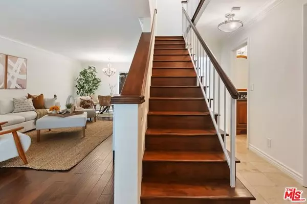 Santa Monica, CA 90403,1011 5th Street #2