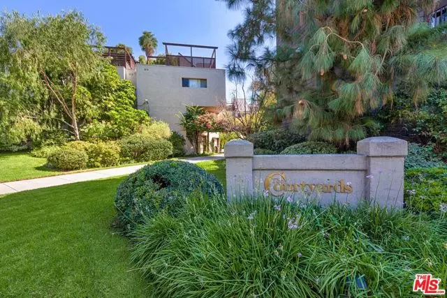 950 N Kings Road #204, West Hollywood, CA 90069