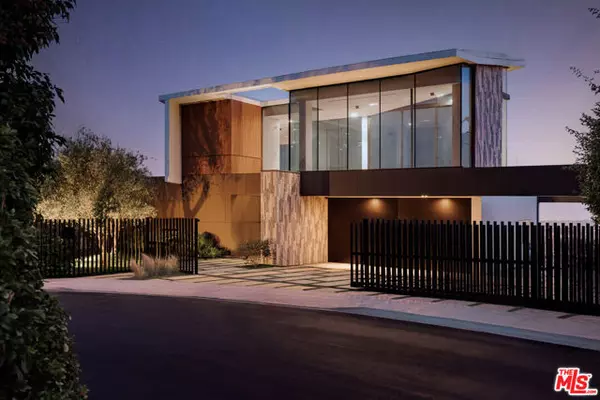 West Hollywood, CA 90069,8368 Hollywood Boulevard