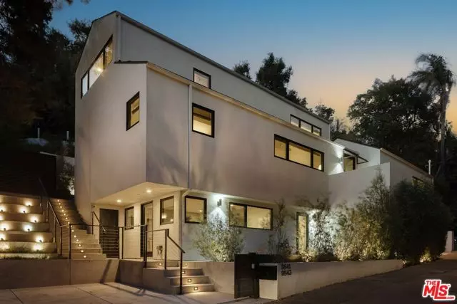 9843 Yoakum Drive, Beverly Hills, CA 90210